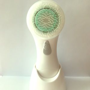 Miniso Facial Cleanser Brush